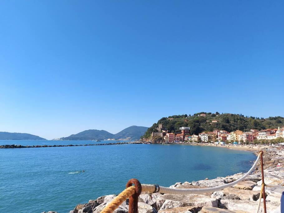 Elegante Appartamento La Spezia Centro Eksteriør billede