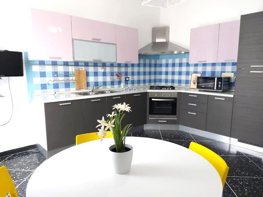 Elegante Appartamento La Spezia Centro Eksteriør billede